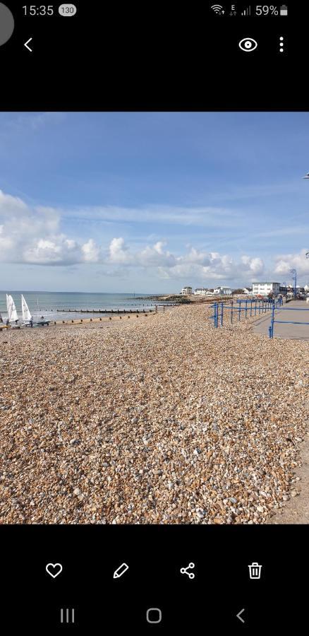 Coastal Retreat Bognor Villa Bersted Exterior photo